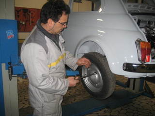 Restauro Fiat 500D - Fase di montaggio
